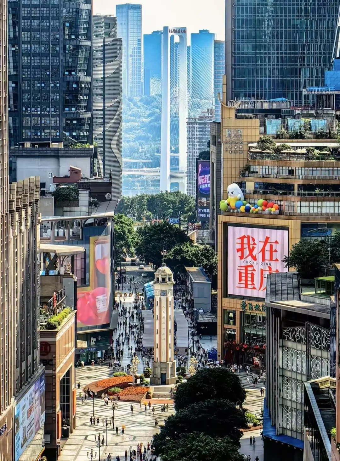 遊客旅遊風采